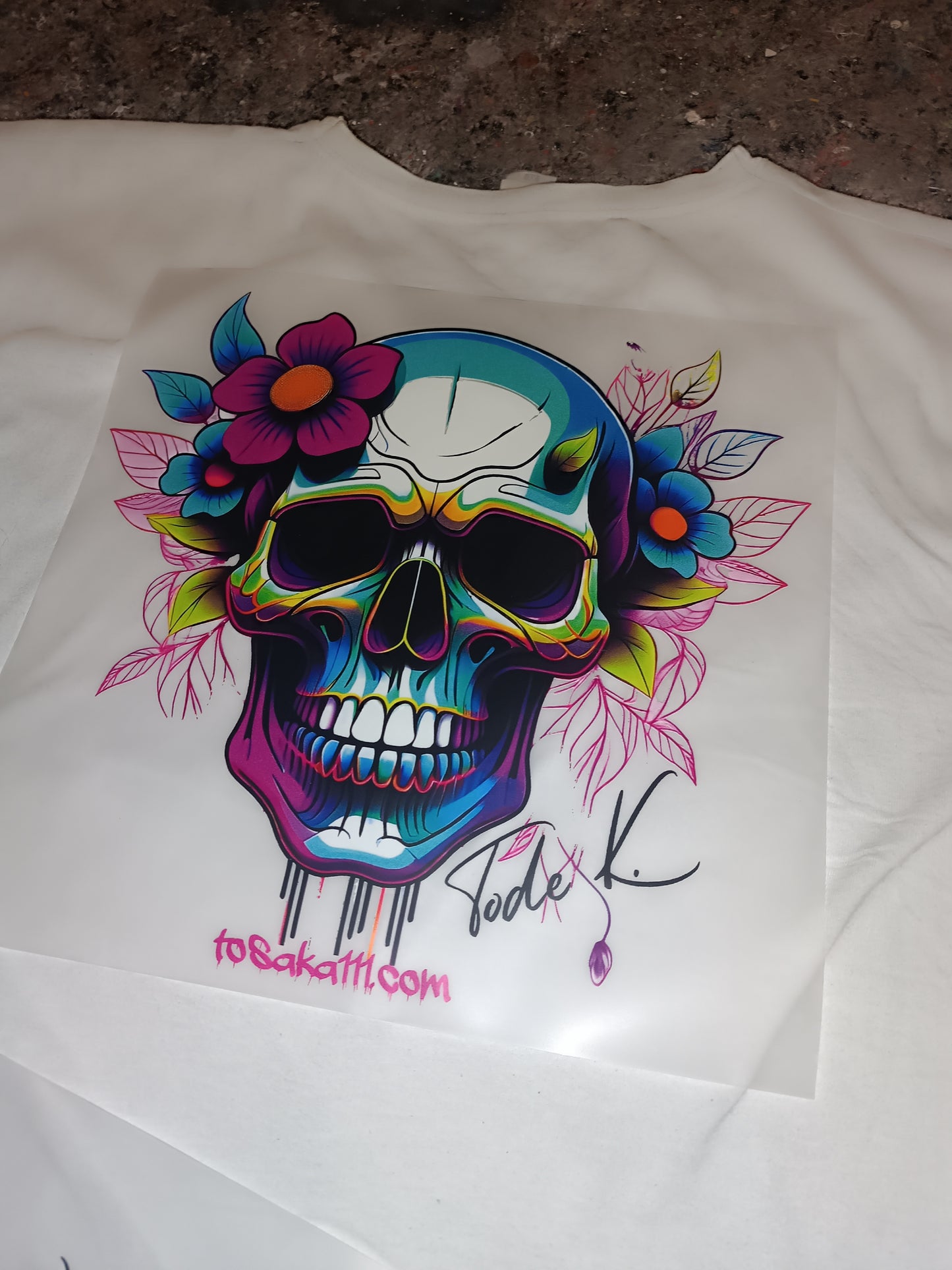Exclusive Artist-Made Iron-On Transfer – “Floral Skull” – 30 cm × 30 cm Iron-On Transfers for Textiles, T-shirts, Bags and More